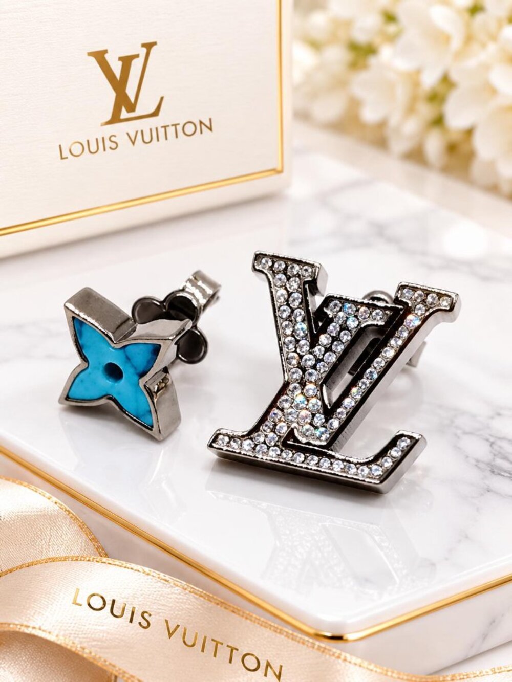 Authentic Louis Vuitton LV Crystal Blue Flower Pierced Earrings Silver Luxury